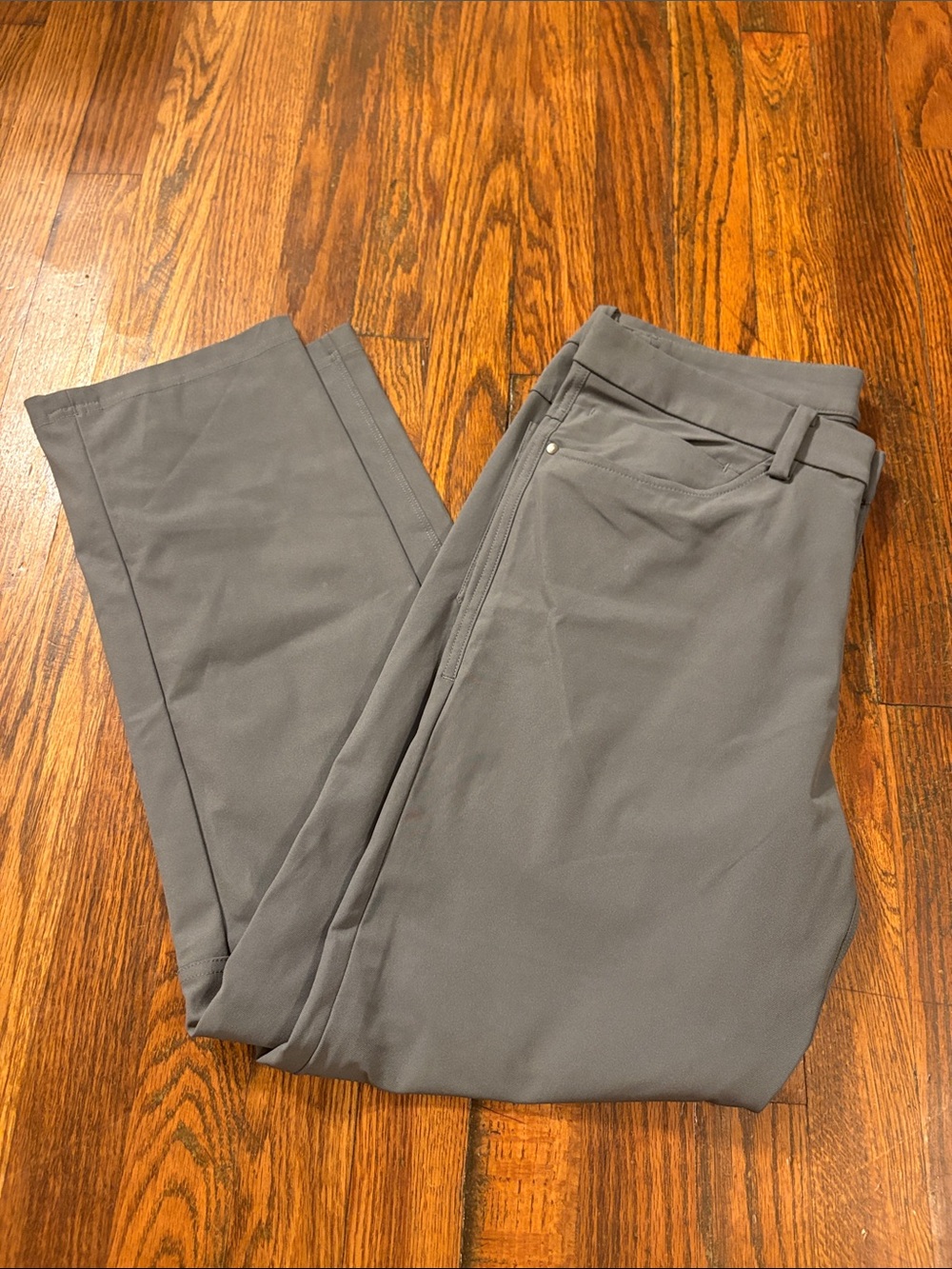 🎉Lululemon athletica Men's Dress Pants in Gray